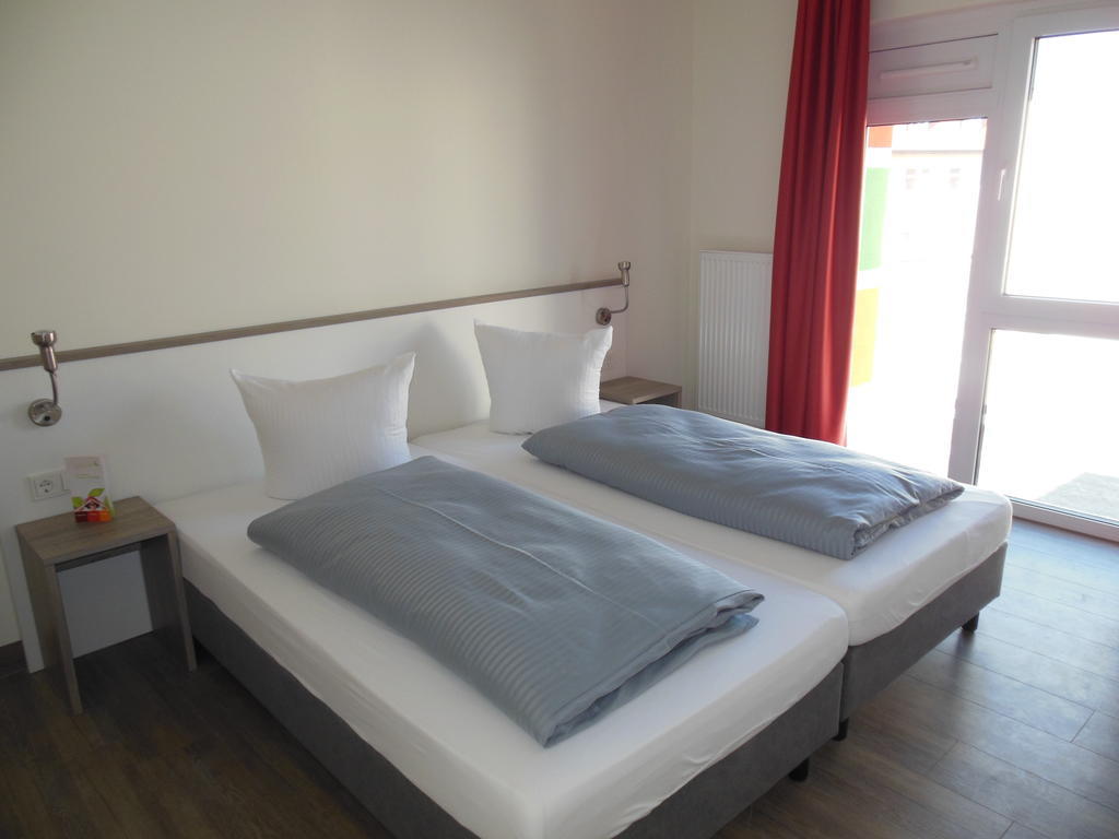 Green Living Inn Kempten im Allgäu Kamer foto
